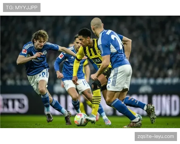 鲁尔德比烽烟再起:多特蒙德与沙尔克04经典对决引关注 鲁尔德比烽烟再起:多特蒙德与沙尔克04经典对决引关注