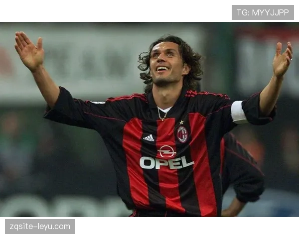 马尔蒂尼足球理念引热议：坚守传统与拥抱革新重塑现代足球未来