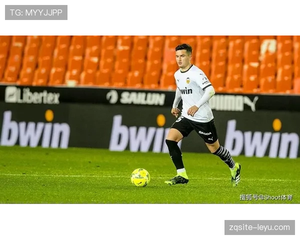 拜仁慕尼黑推进结构改革，状态回升引燃新赛季期待