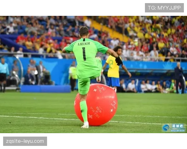 阿利松家庭生活首度曝光：门将私密时光与温馨日常引关注