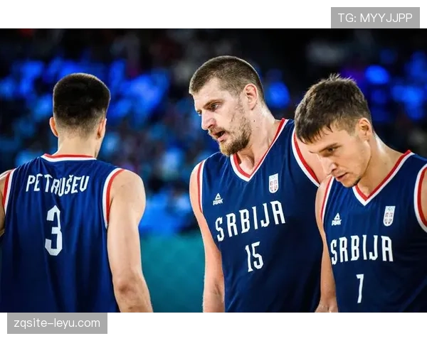 阿瑙托维奇表现稳健,展现身体对抗能力助力球队逆转胜利 阿瑙托维奇表现稳健,展现身体对抗能力助力球队逆转胜利