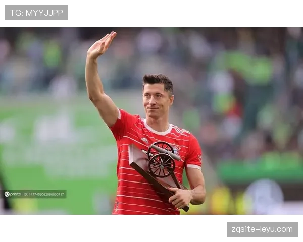 莱万多夫斯基德甲金靴含金量及历史意义解析 莱万多夫斯基德甲金靴含金量及历史意义解析